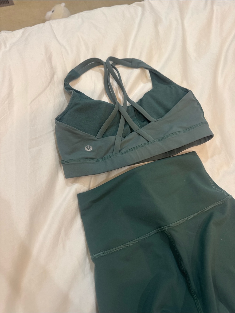 lululemon athletica sage green set (energy bra and wunder under leggings)